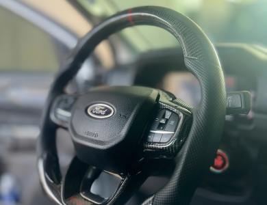 Vô Lăng Carbon: Nâng Cao Trải Nghiệm Lái Xe