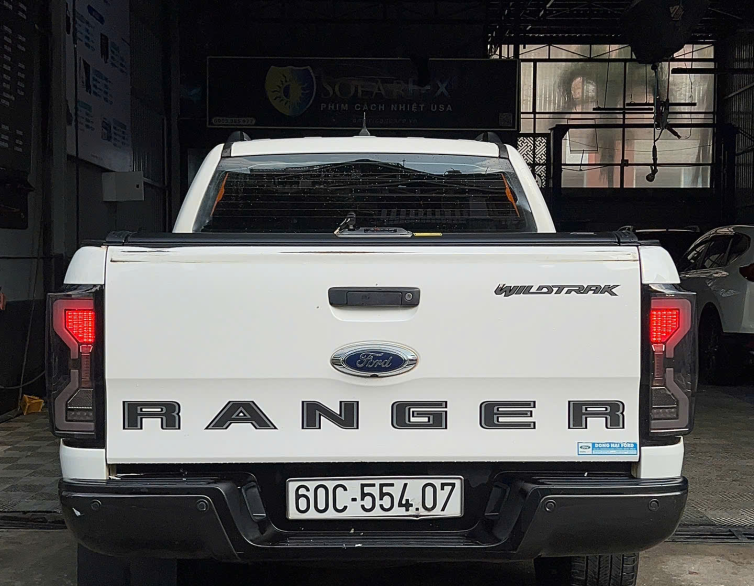 Đèn Hậu Raptor Vland: Phụ Kiện Nâng Cấp Đẳng Cấp Cho Xe Bán Tải