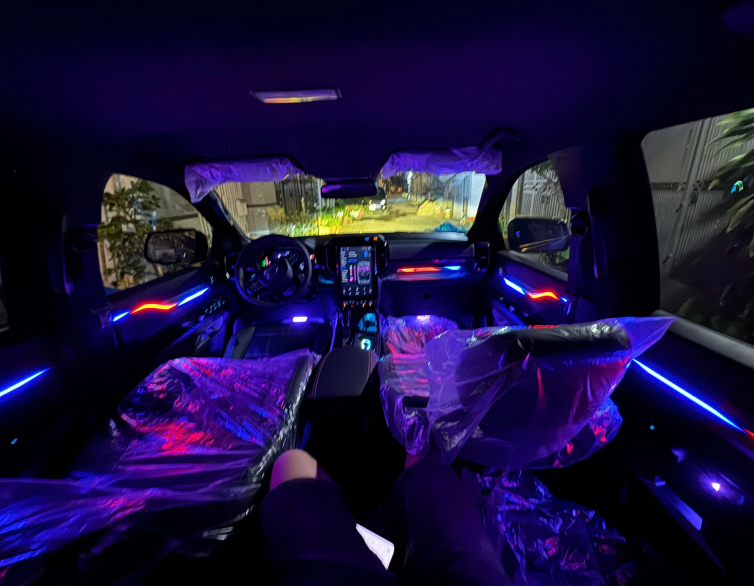 Led nội thất zin Ford