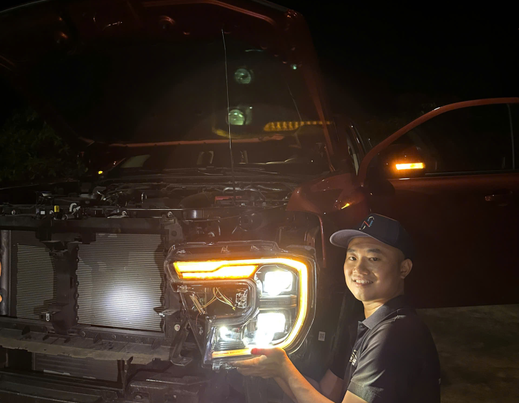 Cụm đèn pha kiểu Witrack,Raptor lắp cho bản Xe Full Led.