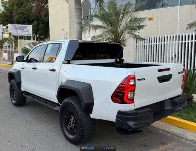 HILUX 2024 UPP BODY KIT GR NÉT CĂNG